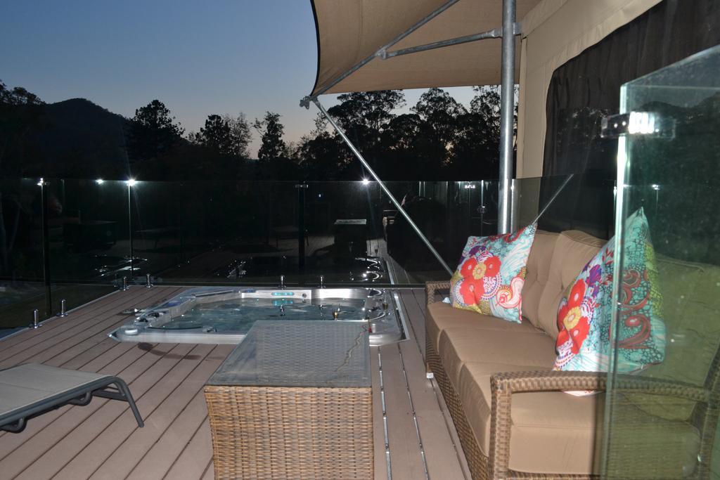 ホテル Tuckers Retreat Canungra 部屋 写真