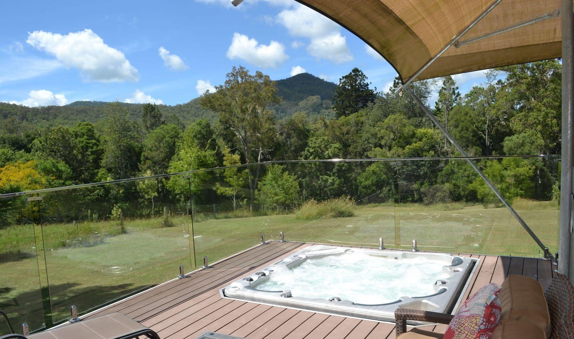 ホテル Tuckers Retreat Canungra エクステリア 写真