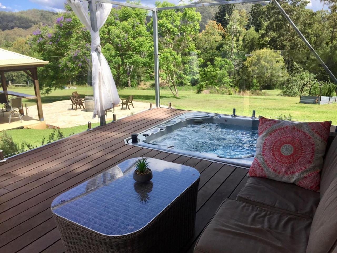 ホテル Tuckers Retreat Canungra エクステリア 写真